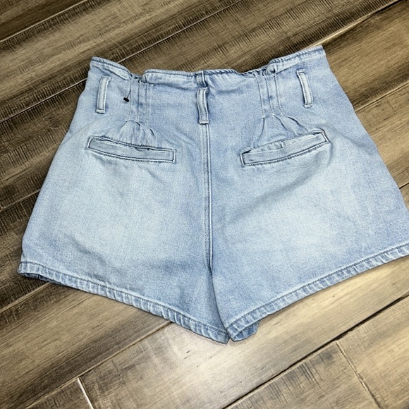 EUC American Eagle Mom Shorts 6 - Picture 2 of 9